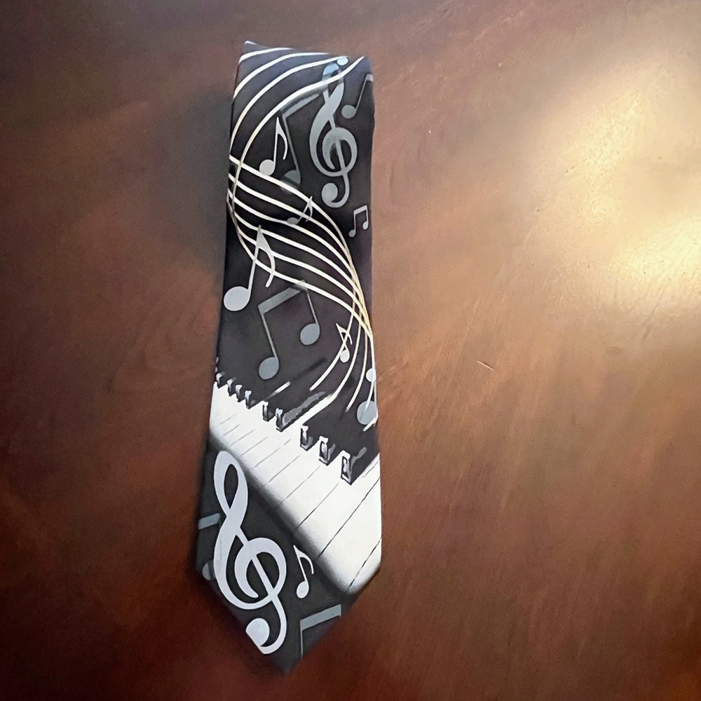 Musical Note Black and White Silk Tie 🎶🎼🎵